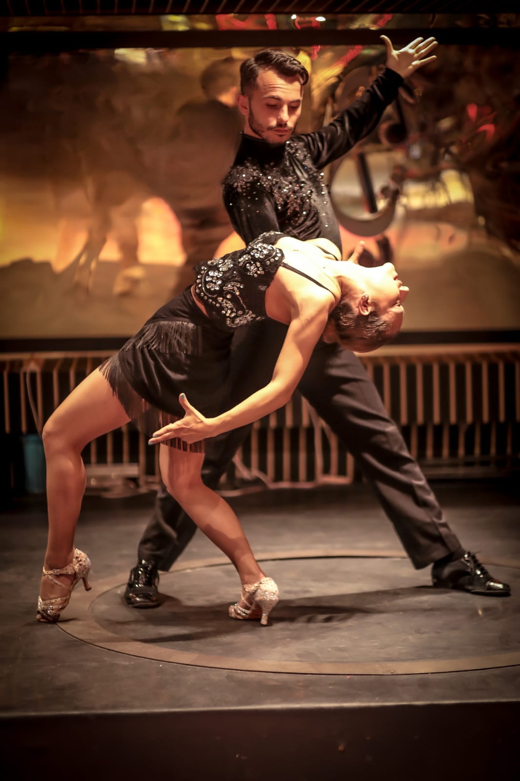 Bosphorus Cruise : Unlimited Soft Drinks + Private Standart Table + Turkish Shows and Hotel Transfer