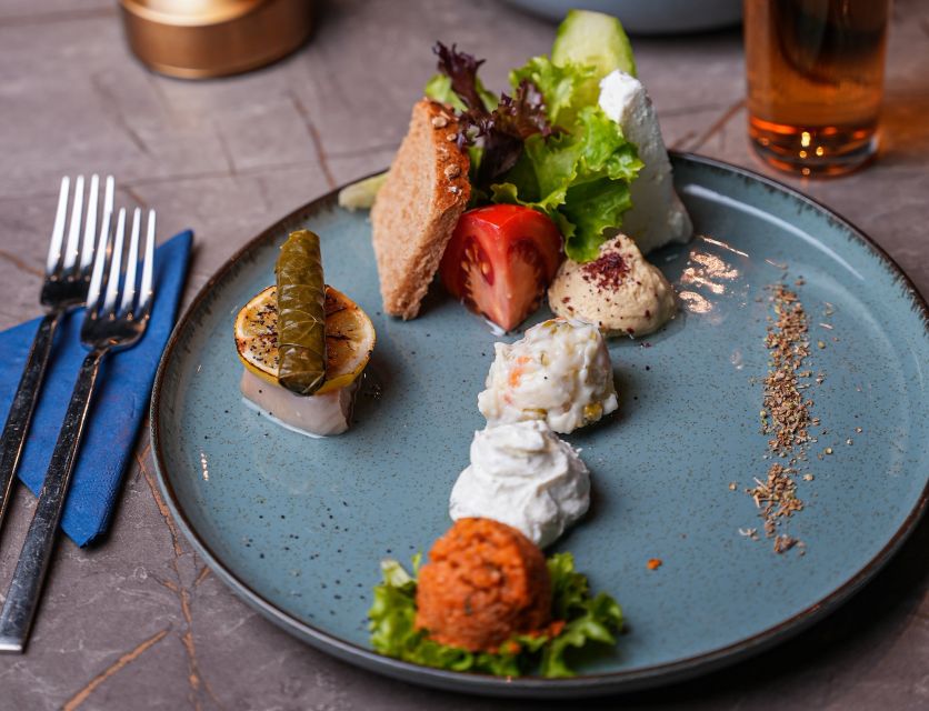 Dinner + Unlimited Soft Drinks + Private V.I.P Table ( 1 st and 2nd Row )   + Shows with Hotel Transfer